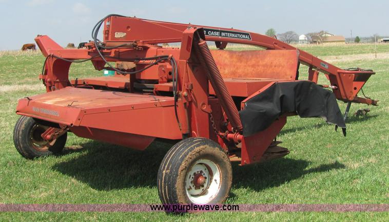 image for item 3581 1995 Case 8312T 12' swather diskbine