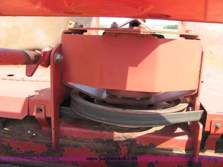 image for item 3581 1995 Case 8312T 12' swather diskbine