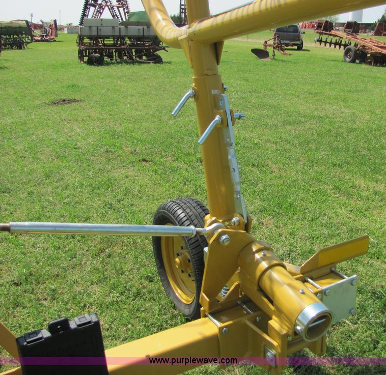 image for item 3584 2009 Vermeer WR22 wheel rake