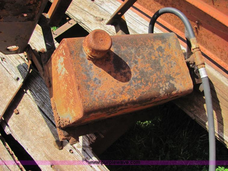 image for item 3590 Grain bed