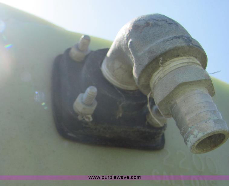 image for item 3595 Tennco Technologies 2,200 gallon tank