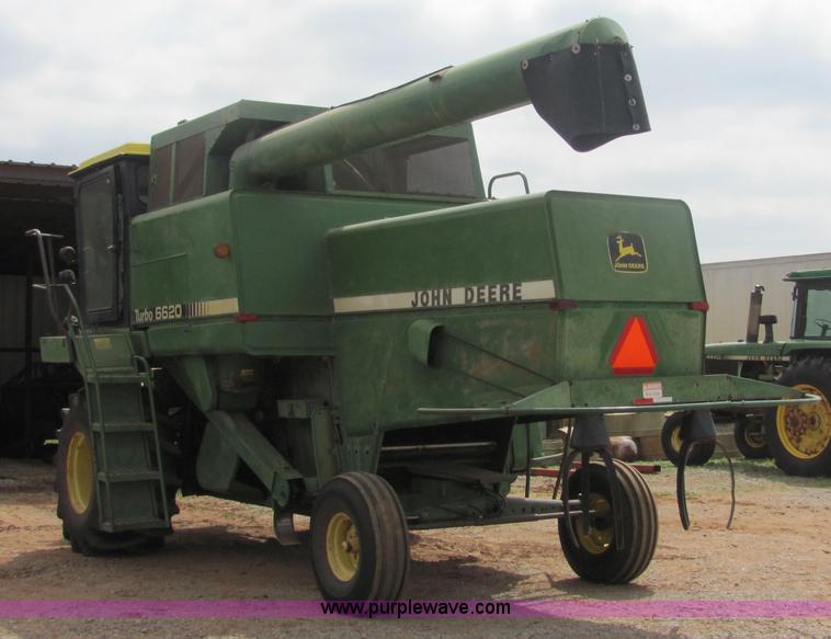 image for item 3607 John Deere Turbo 6620 combine