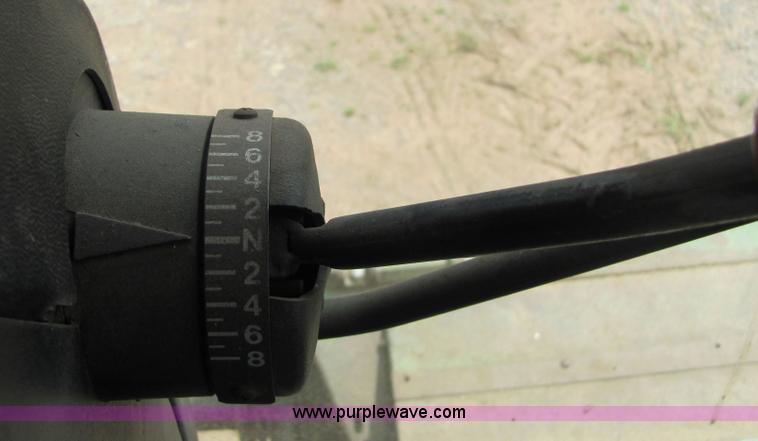 image for item 3607 John Deere Turbo 6620 combine