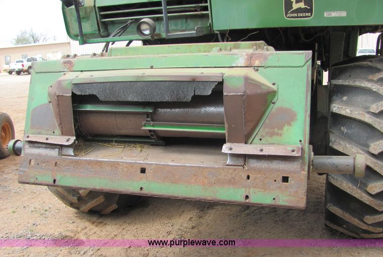 image for item 3607 John Deere Turbo 6620 combine