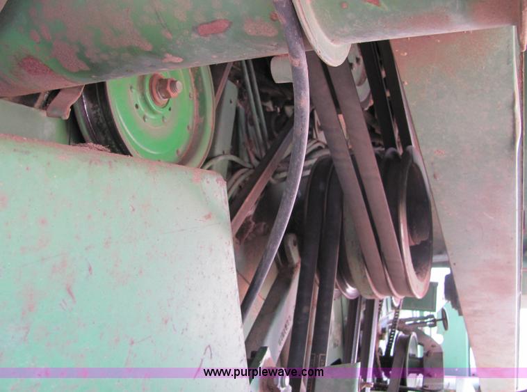 image for item 3607 John Deere Turbo 6620 combine