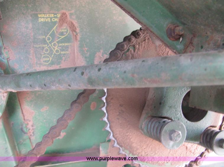 image for item 3607 John Deere Turbo 6620 combine