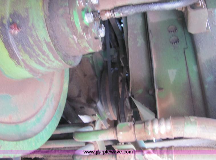 image for item 3607 John Deere Turbo 6620 combine