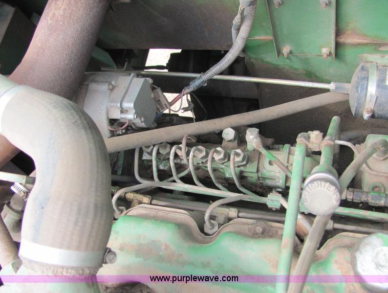 image for item 3607 John Deere Turbo 6620 combine