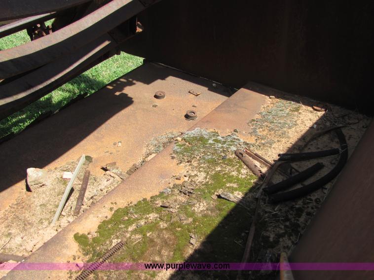 image for item 3610 John Deere 400 dirt slip