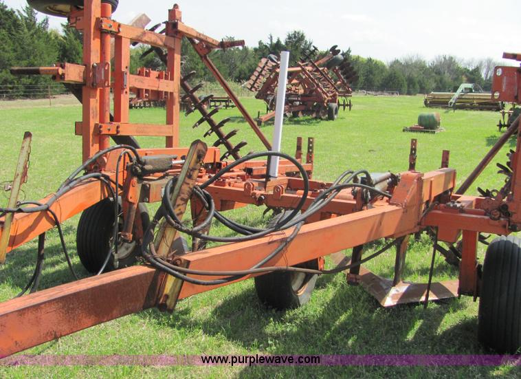 Richardson three section 20' sweep plow with treaders in Guthrie, OK