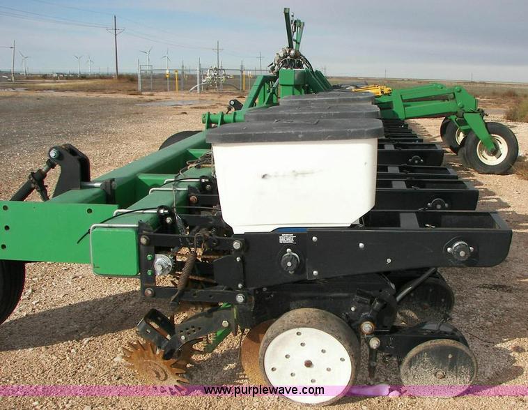 image for item 6171 24-row Kinzie planter on Moore-Built stack fold bar