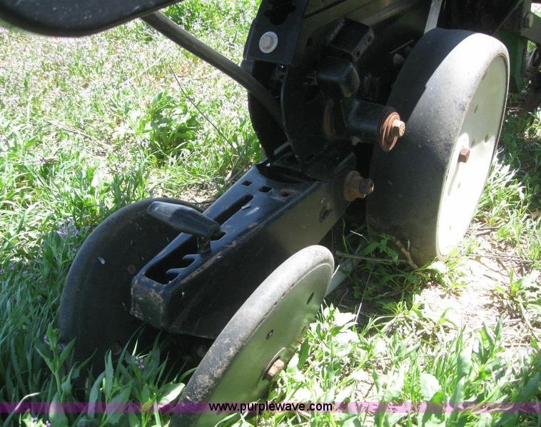 image for item 6171 24-row Kinzie planter on Moore-Built stack fold bar