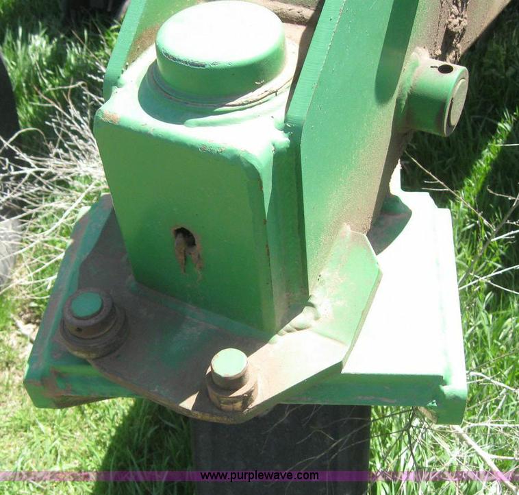 image for item 6171 24-row Kinzie planter on Moore-Built stack fold bar