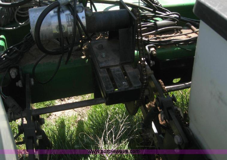 image for item 6171 24-row Kinzie planter on Moore-Built stack fold bar