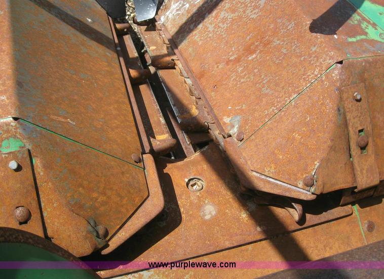 image for item 6172 John Deere 1243 12-row corn header