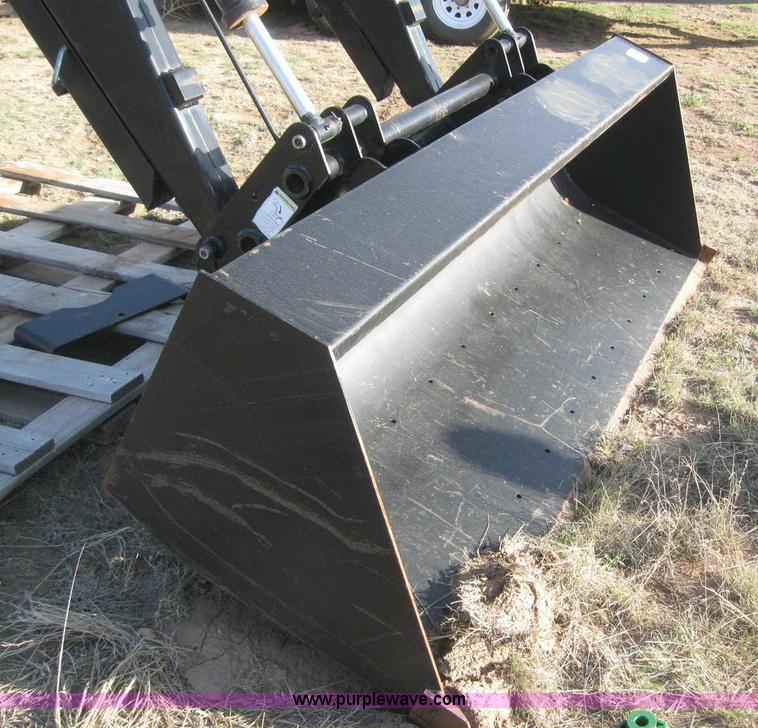 image for item 6175 Farm Hand 882 loader