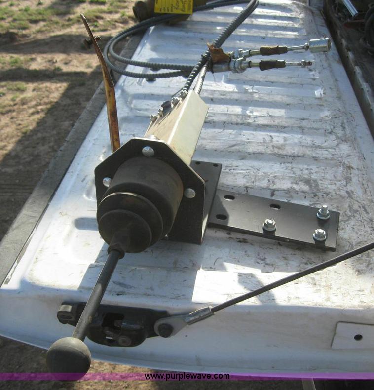 image for item 6175 Farm Hand 882 loader