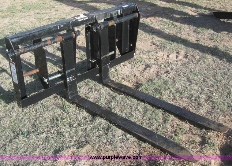 image for item 6176 Farm Hand quick attach forks