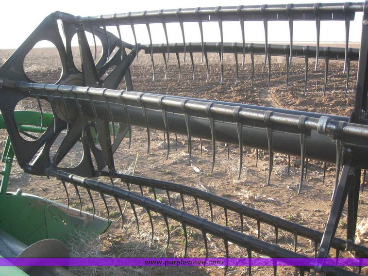 image for item 6181 John Deere 930R platform header