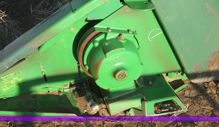image for item 6181 John Deere 930R platform header