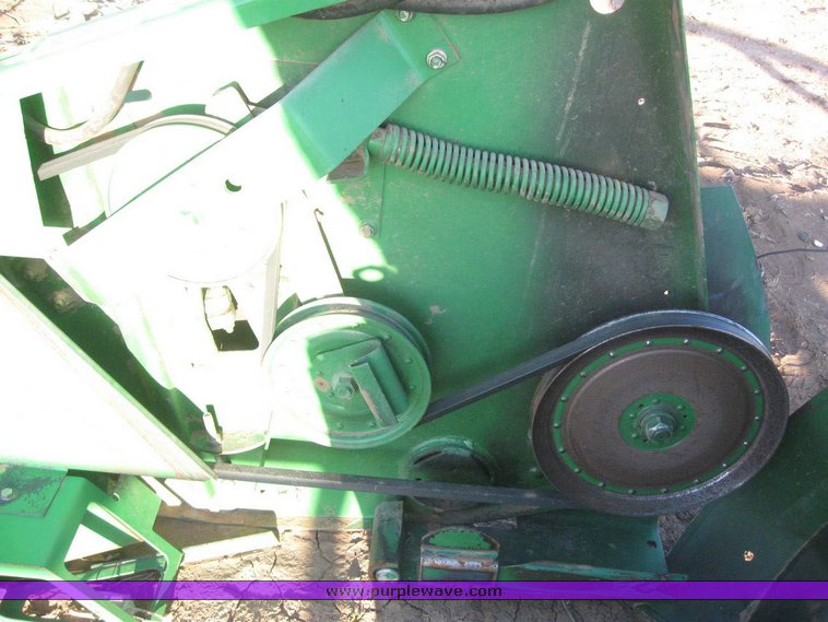 image for item 6181 John Deere 930R platform header