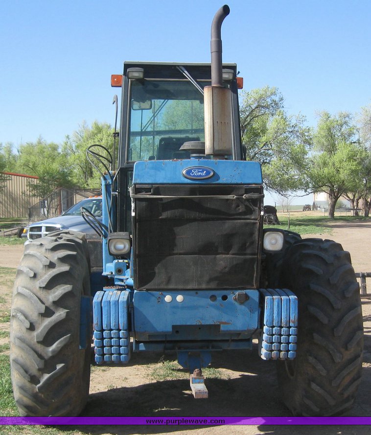 image for item 6243 1992 Ford 9030-92 bi-directional tractor