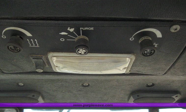 image for item 6243 1992 Ford 9030-92 bi-directional tractor