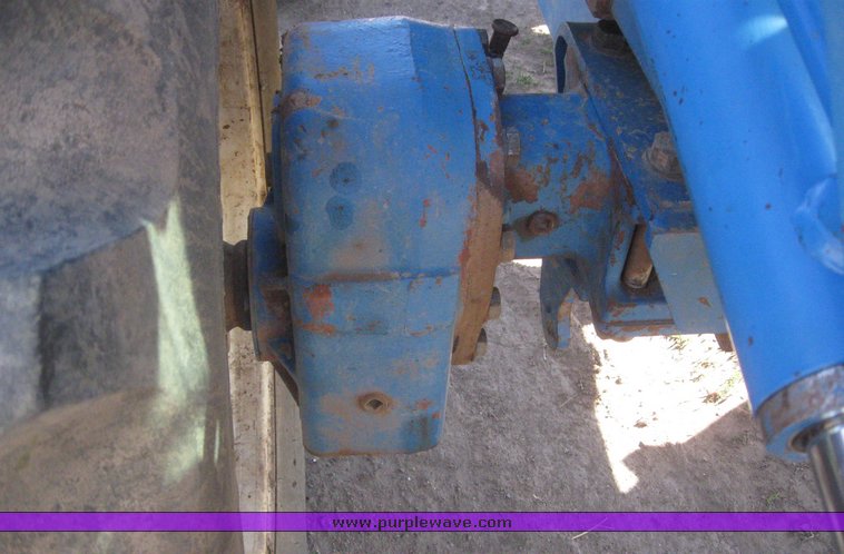 image for item 6243 1992 Ford 9030-92 bi-directional tractor