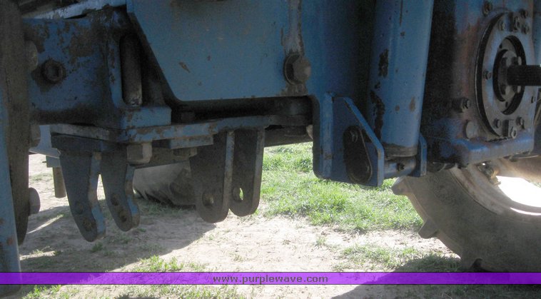 image for item 6243 1992 Ford 9030-92 bi-directional tractor