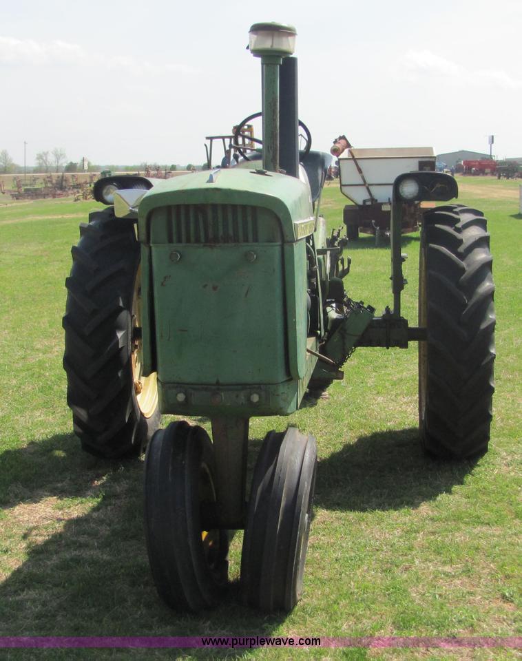 image for item 6738 John Deere 3010 tractor