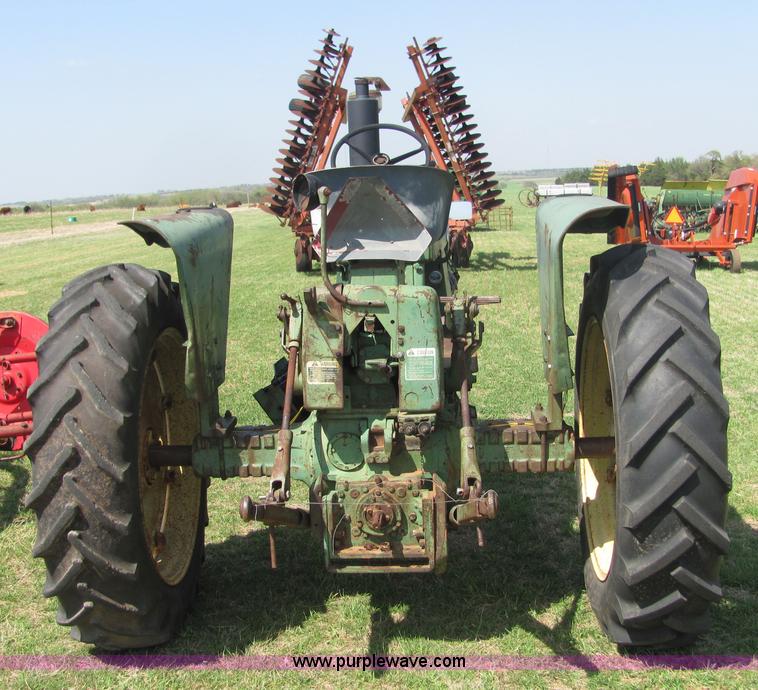 image for item 6738 John Deere 3010 tractor