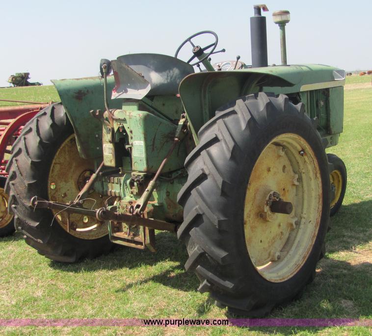 image for item 6738 John Deere 3010 tractor