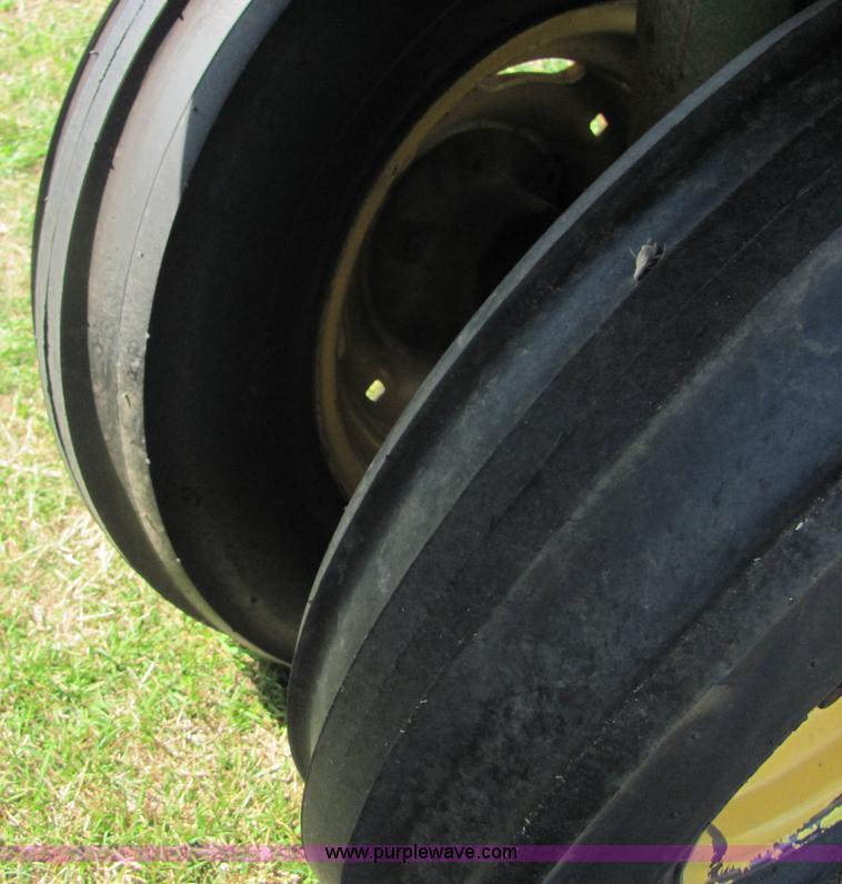 image for item 6738 John Deere 3010 tractor