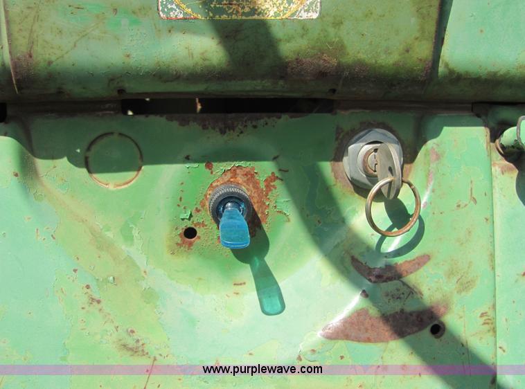 image for item 6738 John Deere 3010 tractor