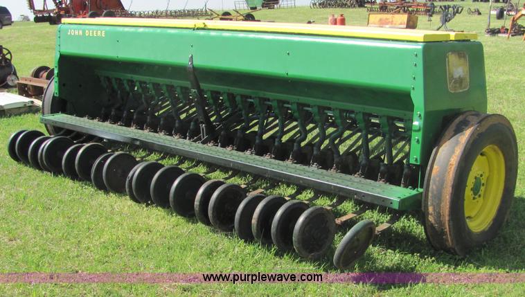 image for item 6746 John Deere 8300 drill