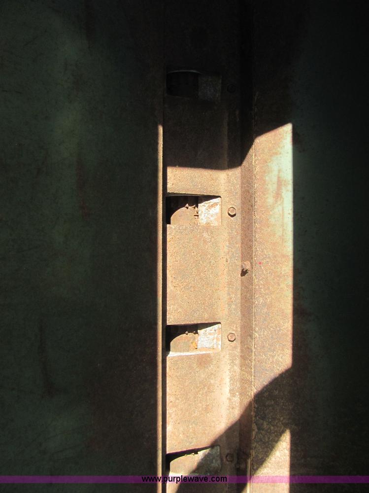 image for item 6746 John Deere 8300 drill