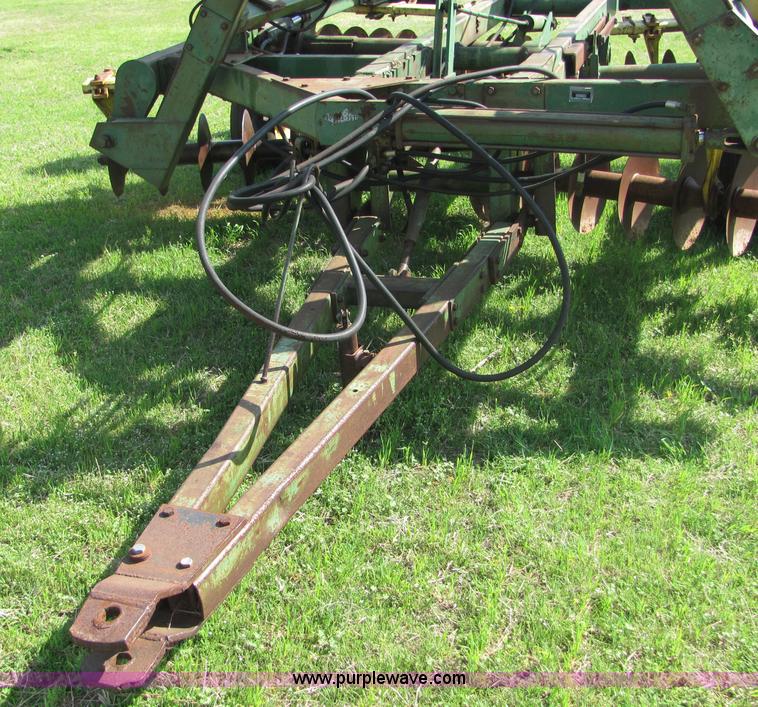 image for item 6753 John Deere T0330 double offset disk