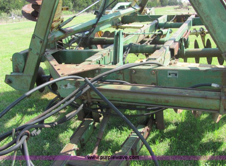 image for item 6753 John Deere T0330 double offset disk