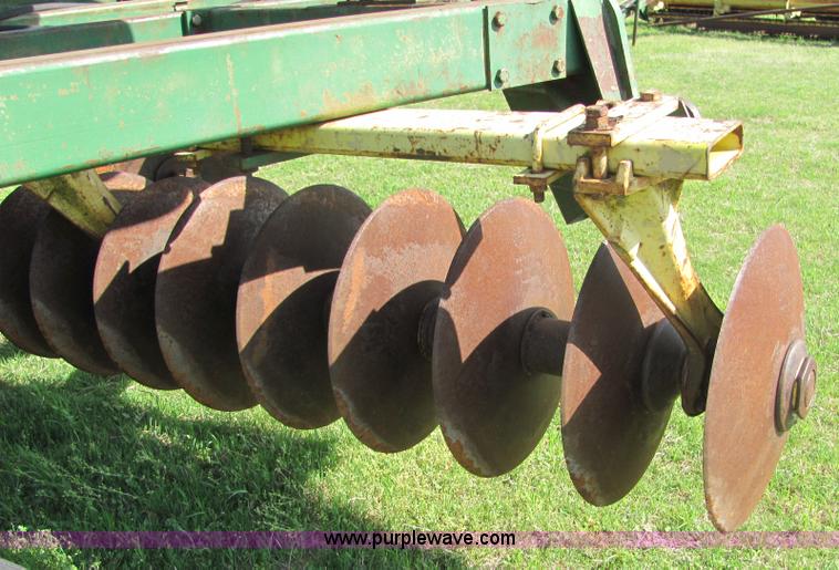 image for item 6753 John Deere T0330 double offset disk
