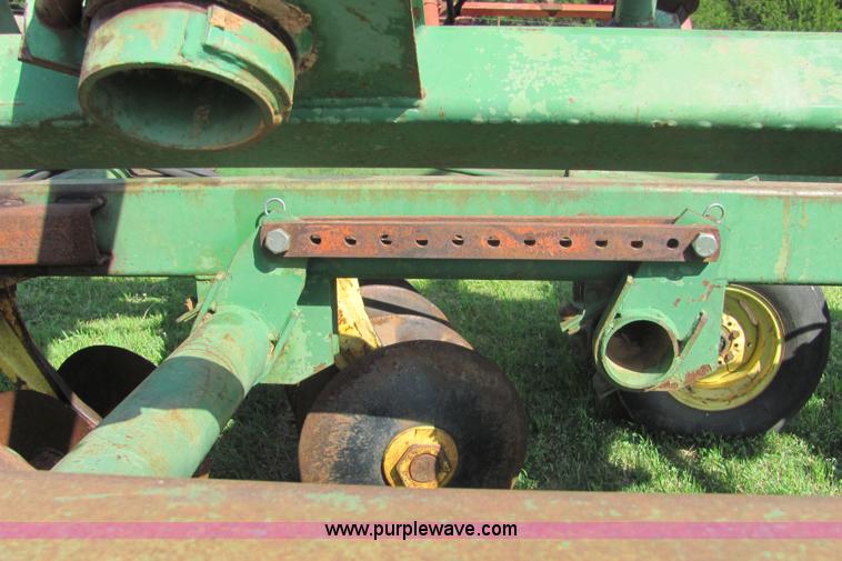 image for item 6753 John Deere T0330 double offset disk