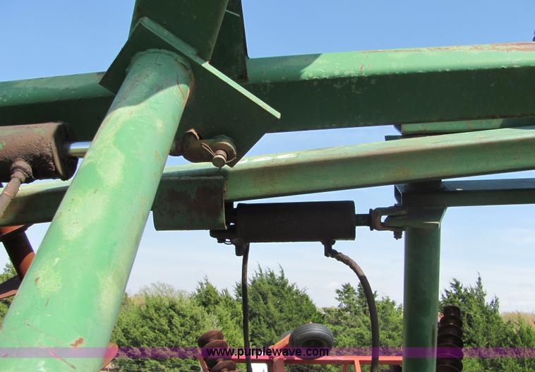 image for item 6753 John Deere T0330 double offset disk