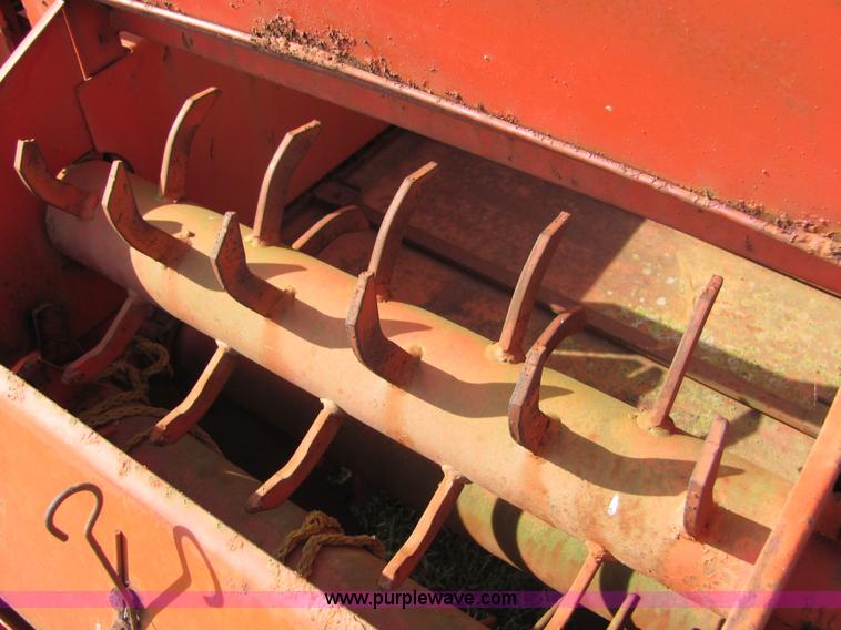 image for item 6765 Two row Bermuda grass springer