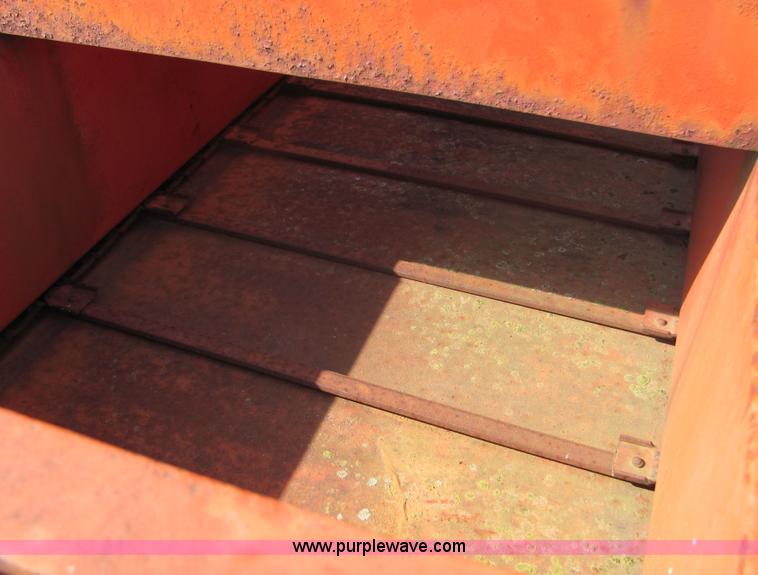 image for item 6765 Two row Bermuda grass springer