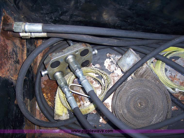 image for item 1011 2007 Befort double header trailer