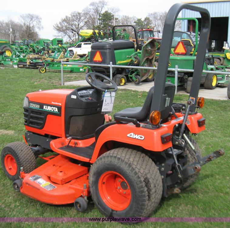 image for item 2132 2001 Kubota BX2200 riding lawn mower