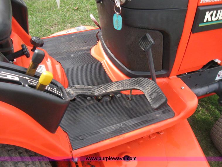 image for item 2132 2001 Kubota BX2200 riding lawn mower