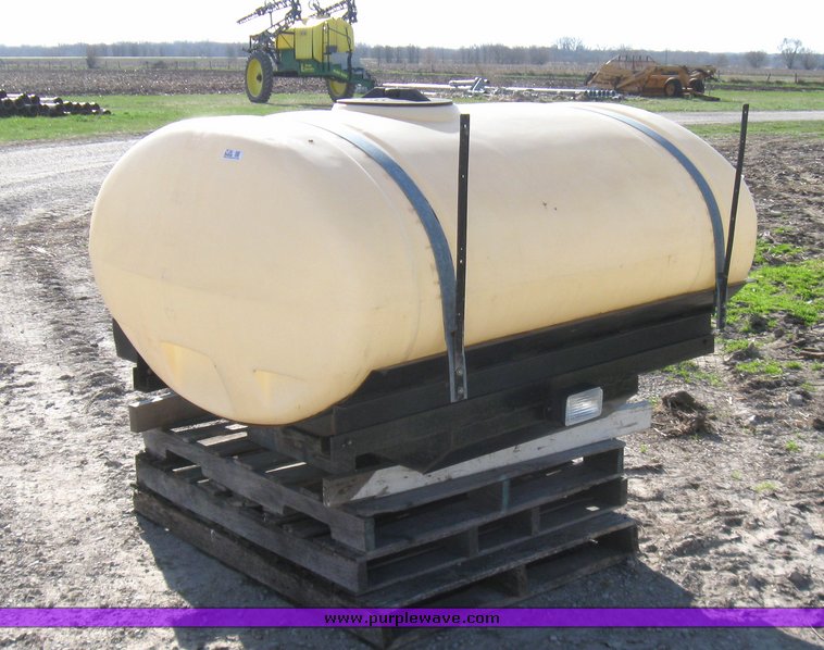 image for item 2134 Sprayer Specialties 300 gallon eliptical tank with tractor mount bracket