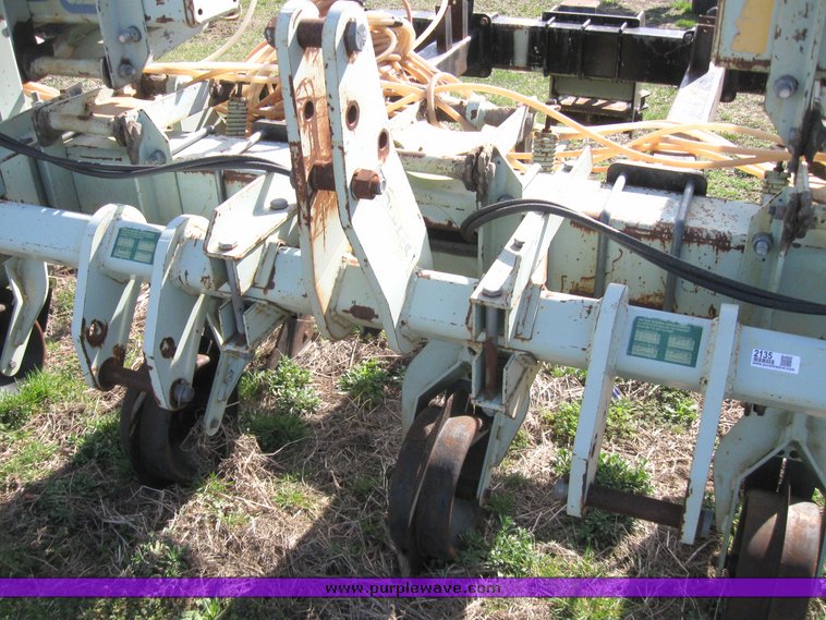 image for item 2135 1991 Orthman 1230 12 row super sweep