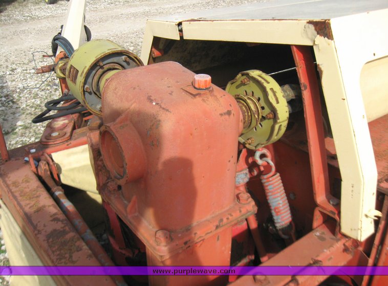 image for item 2136 Krone 9' 4" rotary swather