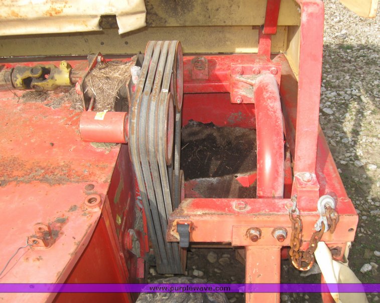 image for item 2136 Krone 9' 4" rotary swather